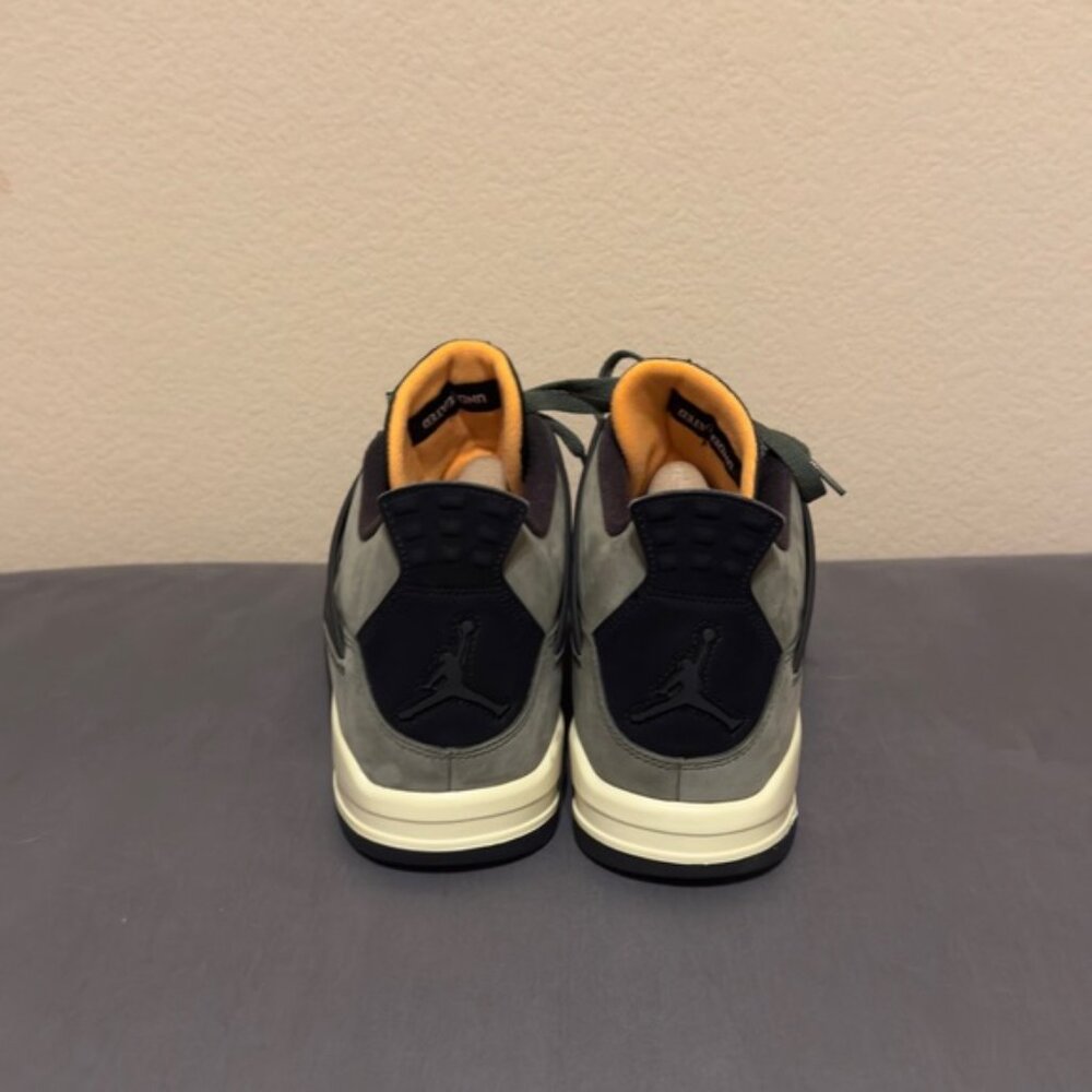 Jordan 4 Retro Undefeated Olive Men’s Size 12 - Picture 5 of 6